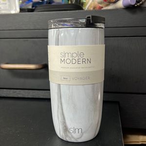 NWT - Simple Modern Travel Coffee Mug Insulated Stainless Steel Thermos Cup.